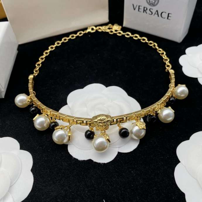 Picture of Versace Necklace _SKUVersacenecklace06cly6917008